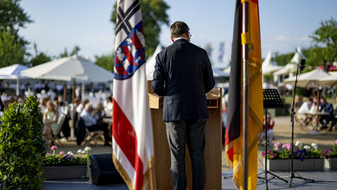 Ministerpräsident Rhein bei seiner Rede zum 200-Jahre-Jubiliäum des Landkreises Fulda