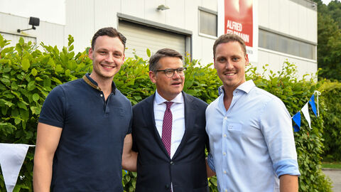 Ministerpräsident Boris Rhein besucht den Gewerbepark Hüttenwerk in Michelstadt