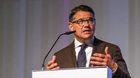 Ministerpräsident Boris Rhein auf dem Deutschen Landfrauentag 