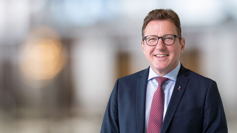 Portraitfoto von Stefan Sauer