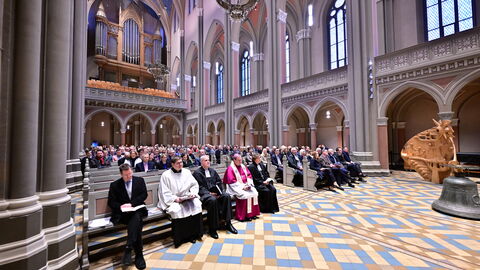 Vor der konstituierenden Sitzung des Landtags findet ein Gottesdienst in der Marktkirche in Wiesbaden statt